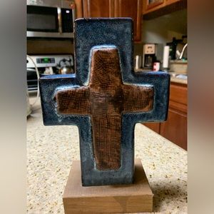 Ceramic Brown & Blue medium cross